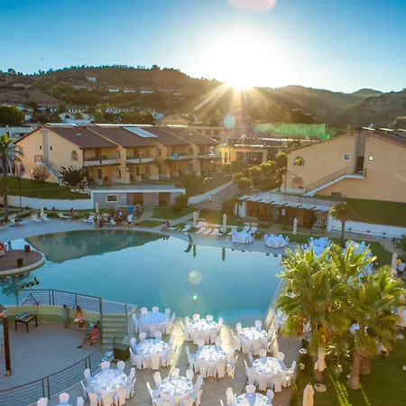 Relais Capo Spulico Kompleks wypoczynkowy 4*