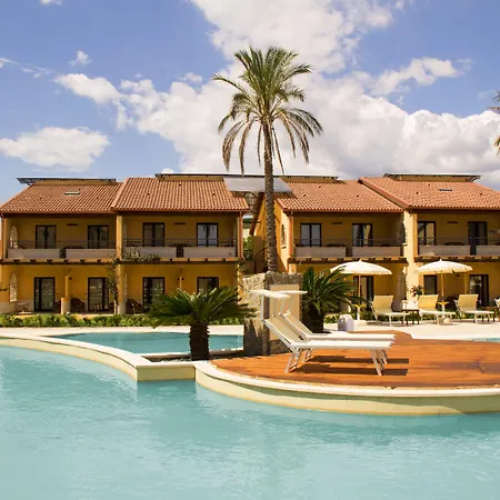 Relais Capo Spulico 홀리데이파크 4*