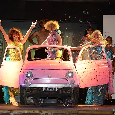 홀리데이파크 Relais Capo Spulico 4*