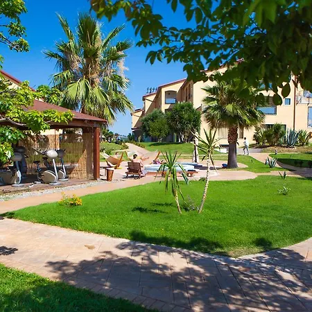 Üdülőpark Relais Capo Spulico 4*