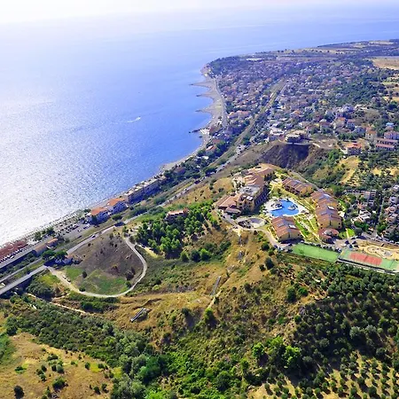 Holiday park Relais Capo Spulico 4*
